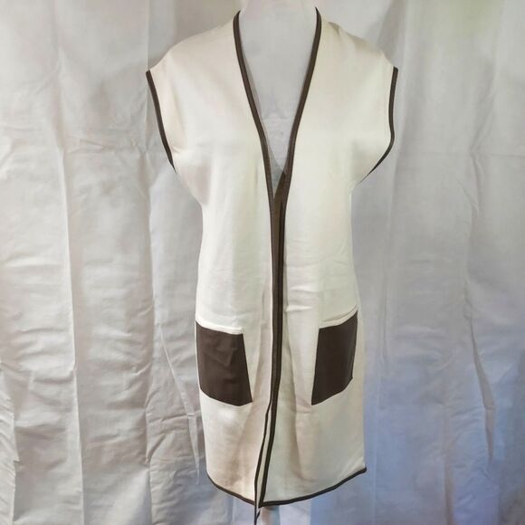 Chico's Ivory Pascale Long Sweater Vest Cardigan Leather Pockets Trim Size 1 M - Picture 2 of 12